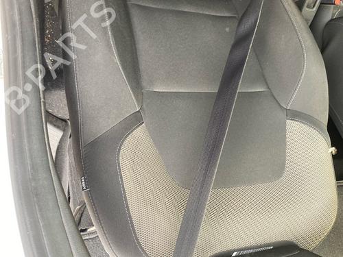Used Front left seatbelt Front left seatbelt 39042333 39042333