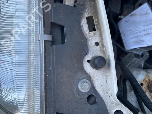 left-headlight-citroen-saxo-s0-s1-1996-1997-1998-1999-2000-2001-2002-2003-2004-37651701 main image