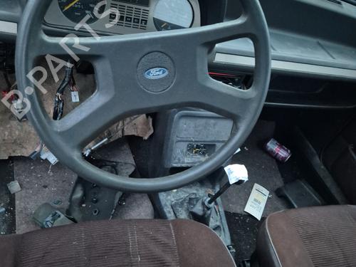 Used Steering wheel FORD FIESTA III (GFJ) 1.6 i 16V (88 hp) 25270454