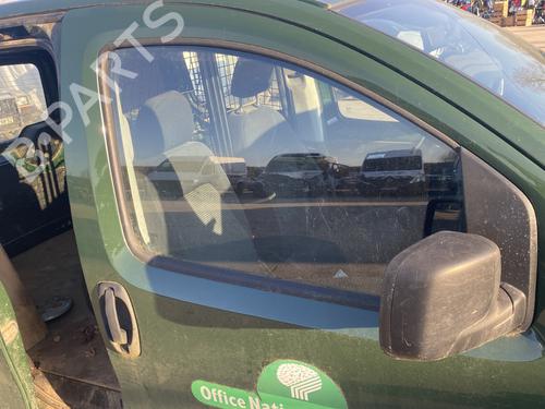 front-right-door-window-citroen-nemo-box-bodympv-aa_-2008-32686463 main image