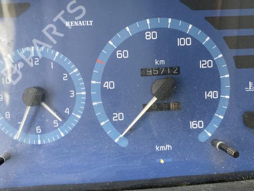 Used Gearbox Gearbox RENAULT MASTER II Van (FD) 2.5 D (FD0A, FD0E, FD2E, FD3E) (80 hp) 29599710 29599710