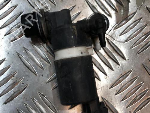 Used Washer pump Washer pump RENAULT SCÉNIC III (JZ0/1_) 1.6 dCi (JZ00, JZ12) (130 hp) 20173985 20173985