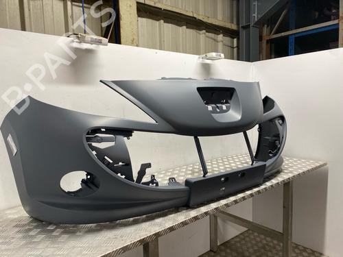 Used Front bumper Front bumper 39426604 39426604