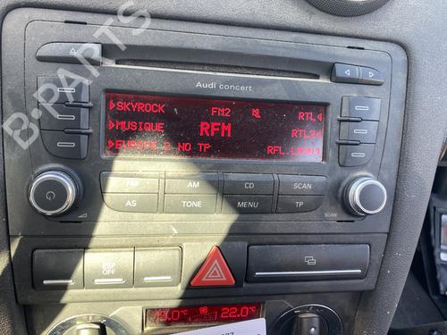 Used Radio AUDI A3 Sportback (8PA) 2.0 TDI 16V (140 hp) 27221010