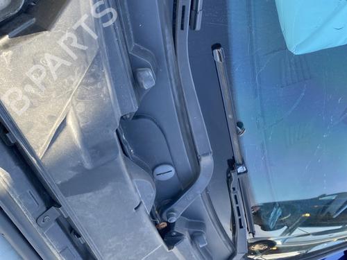 Front windshield wiper arm BMW 3 Coupe (E92) 325 d | BP29325248C143 