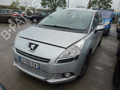 Used Parts PEUGEOT 5008 (0U_, 0E_) 1.6 HDi 4828501