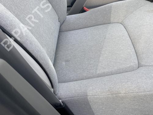 Right front seat RENAULT ZOE (BFM_) ZOE | BP27327793C16 