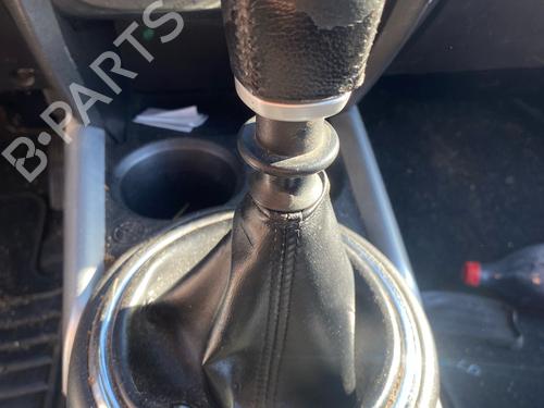 Used Shift knob Shift knob CITROËN C4 AIRCROSS 1.6 HDi 115 AWC (114 hp) 39702889 39702889