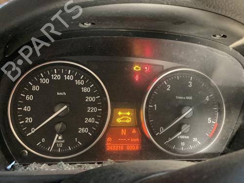 Used Instrument cluster Instrument cluster BMW X1 (E84) xDrive 20 d (184 hp) 21045108 21045108
