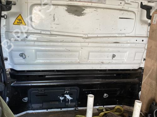 Used Cargo separator RENAULT TRAFIC III Van (FG_) 1.6 dCi 125 (FGMH) (125 hp) 25898544