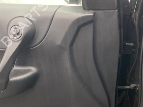 Used Front left panel Front left panel RENAULT KOLEOS I (HY_) 2.0 dCi 4x4 (HY0K) (150 hp) 31977686 31977686