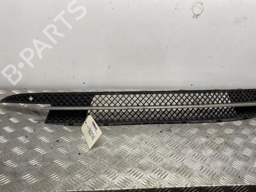 Used Grille BMW 1 (E87) 118 d (143 hp) 28597931