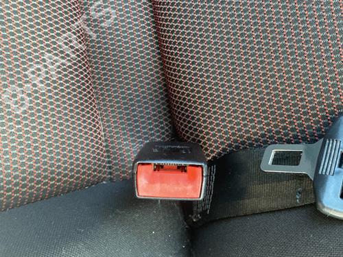 Engate do cinto Engate do cinto SEAT IBIZA III (6L1) 1.9 TDI (100 hp) 33959546 33959546