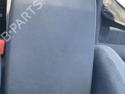 Used Armrest / Center console Armrest / Center console FORD S-MAX (WA6) 2.0 Flexifuel (145 hp) 27540372 27540372