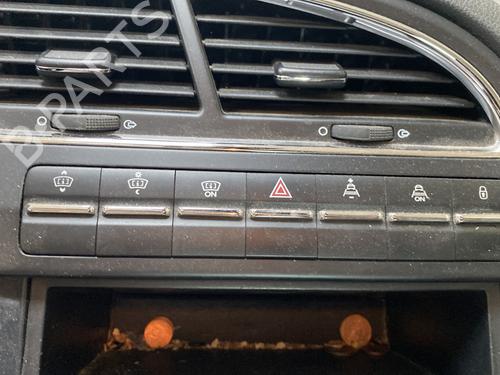 Warning switch PEUGEOT 5008 (0U_, 0E_) 1.6 HDi | BP28366768I22 