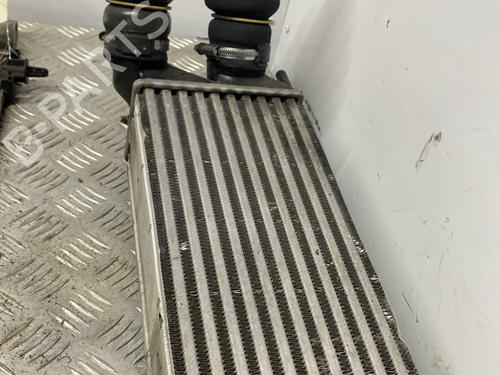 Intercooler PEUGEOT 308 I (4A_, 4C_) 1.6 HDi (112 hp) 21173644