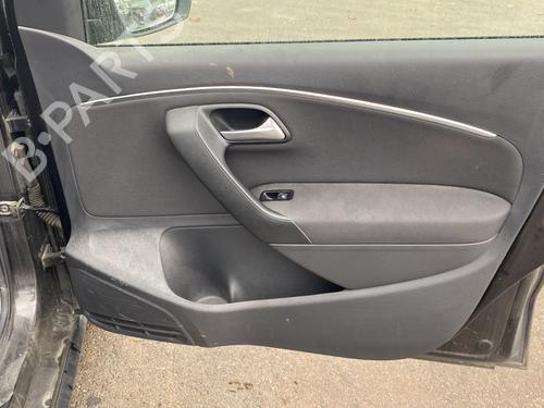 Garniture avant droite VW POLO V (6R1, 6C1) 1.4 TDI (75 hp) 29611654