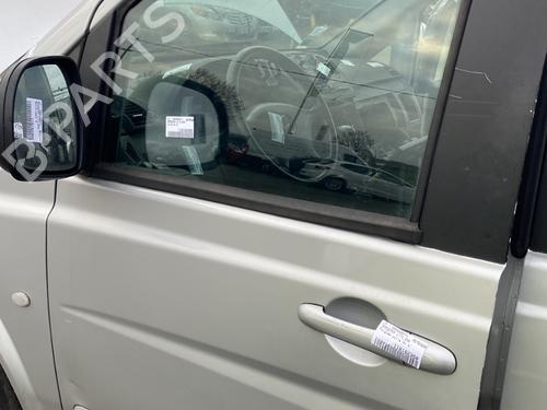 Used Left front door MERCEDES-BENZ VITO Bus (W639) 115 CDI (639.701, 639.703, 639.705) (150 hp) 30578025