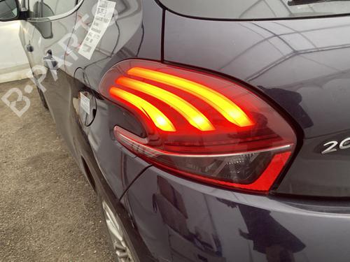 Left taillight PEUGEOT 208 I (CA_, CC_) 1.6 HDi / BlueHDi 75 | BP32133676C34