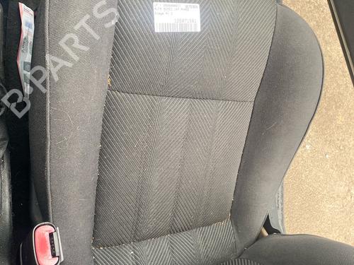 Used Right front seat Right front seat 35884787 35884787