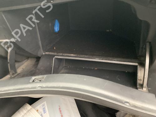 Used Glove box RENAULT KOLEOS I (HY_) 2.0 dCi 4x4 (HY0K) (150 hp) 31953932