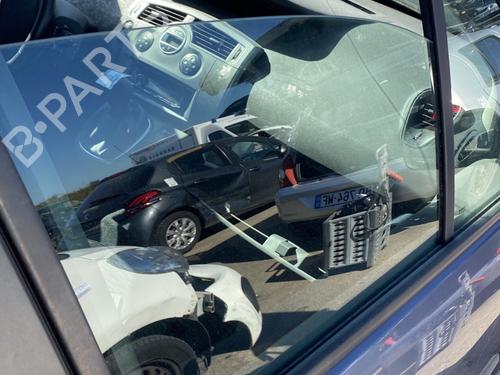 front-right-door-window-renault-scenic-ii-jm01_-2003-2004-2005-2006-2007-2008-2009-2010-29012983 main image