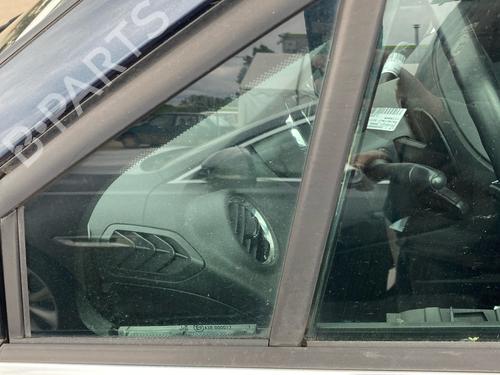 front-left-quarter-glass-peugeot-5008-0u_-0e_-2009-2010-2011-2012-2013-2014-2015-2016-2017-34499430 main image