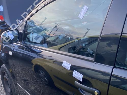 Used Left front door VW FOX Hatchback (5Z1, 5Z3, 5Z4) 1.4 TDI (70 hp) 31763075