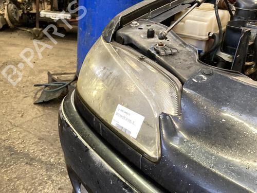 Used Right headlight PEUGEOT 306 Convertible (7D, N3, N5) 1.6 (89 hp) 22115347