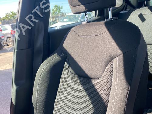 Used Right front seat Right front seat 37749716 37749716