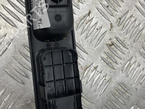 Used Right front window switch Right front window switch PEUGEOT 307 (3A/C) 2.0 HDi 110 (107 hp) 19906591 19906591