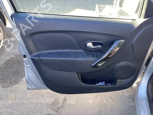 Used Front left panel DACIA SANDERO II 1.5 Blue dCi 95 (B8JL) (95 hp) 30110057