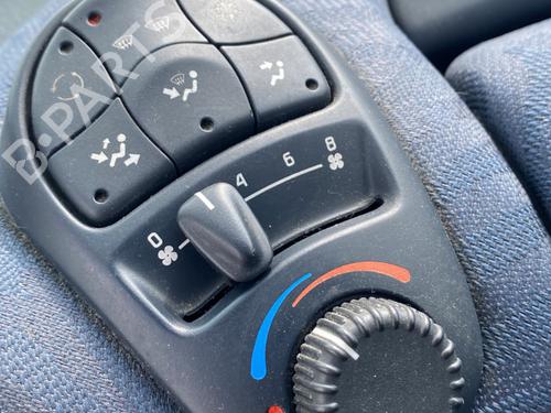 Commande Chauffage RENAULT ESPACE III (JE0_) 2.2 12V TD (JE0E, JE0H, JE0P) | BP26457523I5