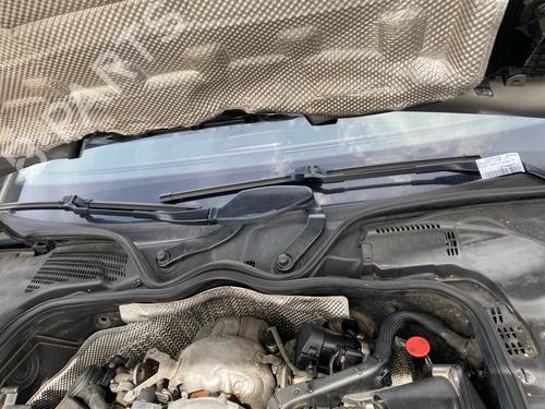 Used Front wiper motor Front wiper motor MERCEDES-BENZ CLS (C219) [2004-2011] 36408733 36408733