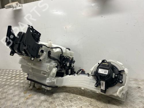 Used Heater matrix box Heater matrix box PEUGEOT 5008 II (MC_, MJ_, MR_, M4_) 1.2 THP (MRHNYH, MRHNYW, MRHNSJ, MRHNSU, MRHNSM) (131 hp) 40502478 40502478