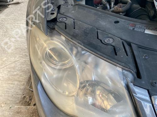 Used Right headlight Right headlight 38273649 38273649