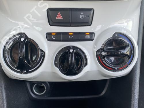 Used Climate control Climate control 31580888 31580888
