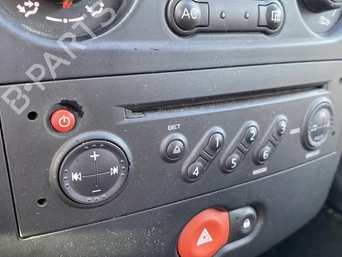 radio-renault-clio-iii-br01-cr01-2005-2006-2007-2008-2009-2010-2011-2012-2013-2014-31836762 main image