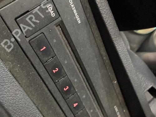 Radio VW TOURAN (1T1, 1T2) 2.0 TDI | BP31969655E6