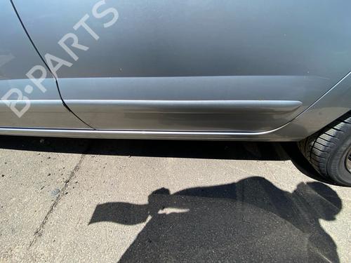 door-moulding-trim-peugeot-5008-0u_-0e_-2009-2010-2011-2012-2013-2014-2015-2016-2017-37749850 main image