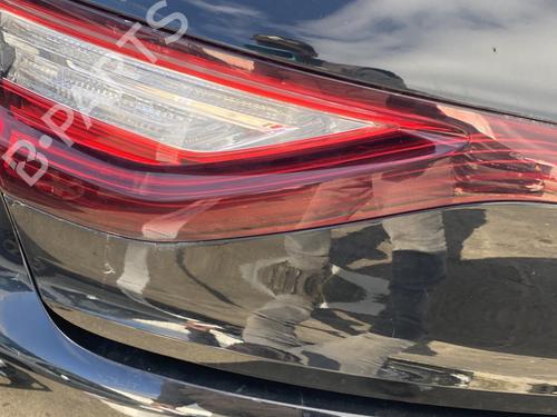 Lampa tylna klapy bagażnika lewa RENAULT MEGANE IV Hatchback (B9A/M/N_) 1.5 dCi 110 (B9A3) 265550248R