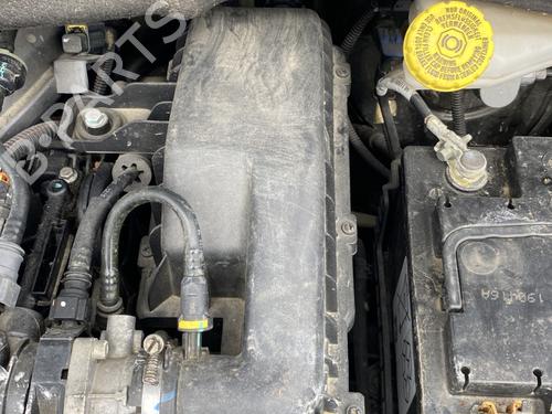 Air filter box PEUGEOT 208 I (CA_, CC_) 1.2 VTI 82 | BP25281195M87 