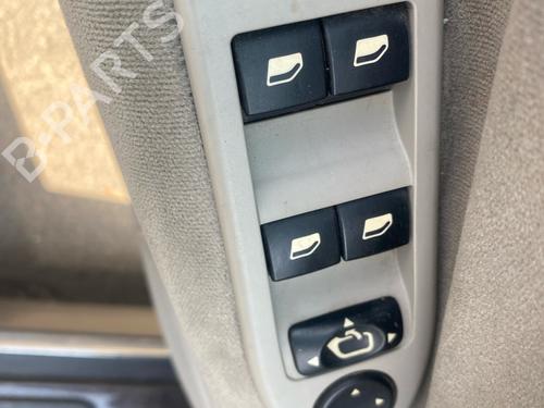 Used Left front window switch Left front window switch 38034229 38034229