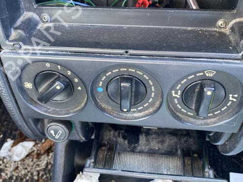 Climate control PEUGEOT PARTNER Box Body/MPV (5_, G_) 1.8 D | BP29318227I5 