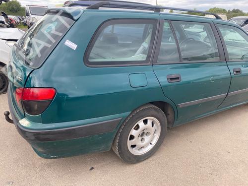 right-rear-fenders-peugeot-406-break-8ef-1996-1997-1998-1999-2000-2001-2002-2003-2004-35885007 main image