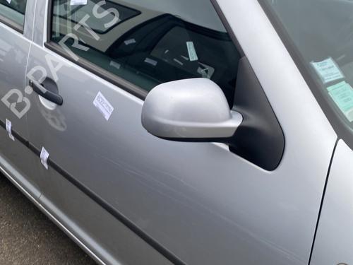 Dør høyre foran VW BORA I (1J2) 1.9 TDI (110 hp) 23784549