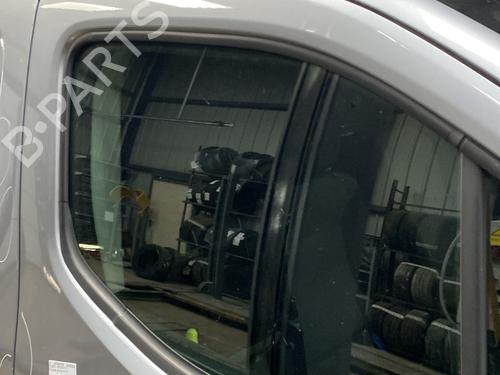 front-right-door-window-peugeot-partner-box-bodympv-k9-2018-30683069 main image