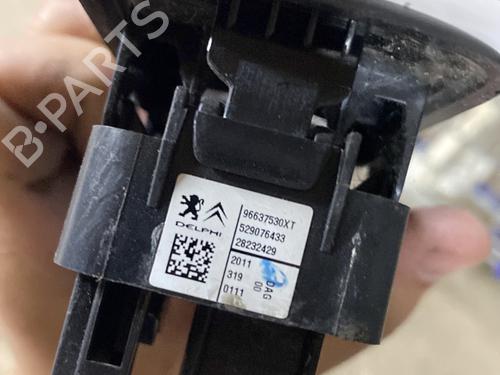 Left front window switch CITROËN C3 II (SC_) 1.4 HDi 70 (SC8HZC, SC8HR0, SC8HP4) | BP27159294I27 
