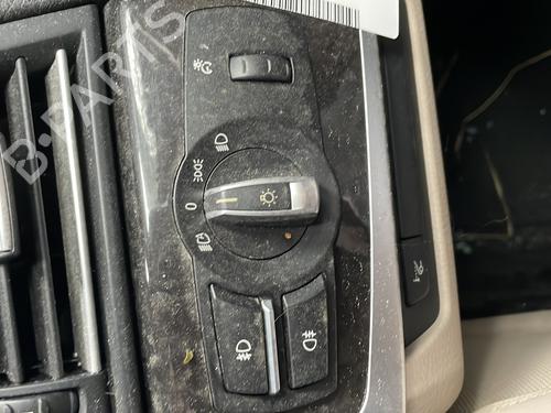 Used Headlight switch BMW 5 (F10) 530 d (245 hp) 22114128