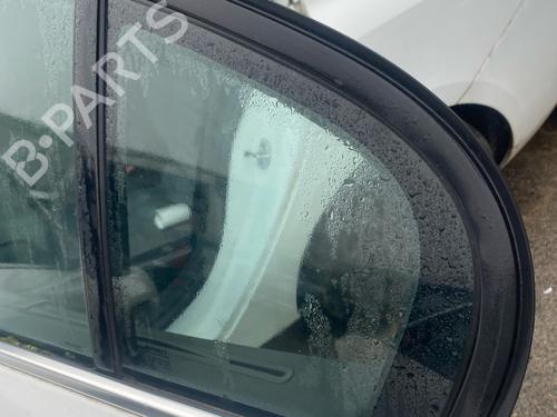 Used Rear left door window Rear left door window 39606909 39606909